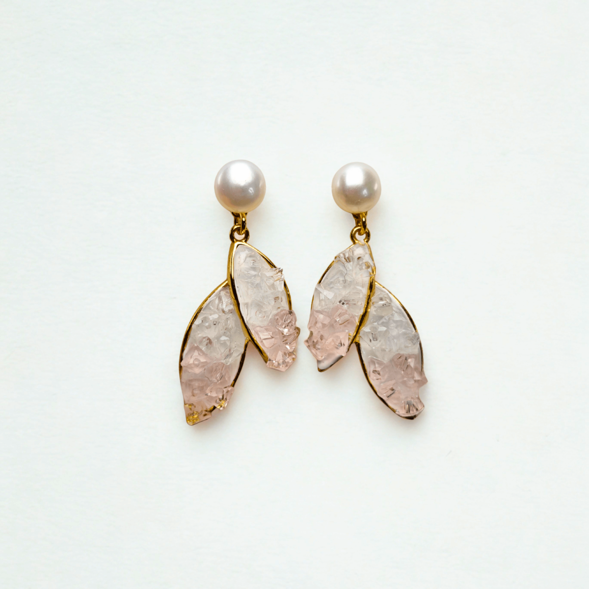 crystal-leaf-pearl-dangle-earrings-pink