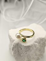 Lush Pearl Swirl Ring - Image 3
