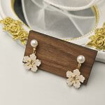 pearl-blossom-crystal-earrings