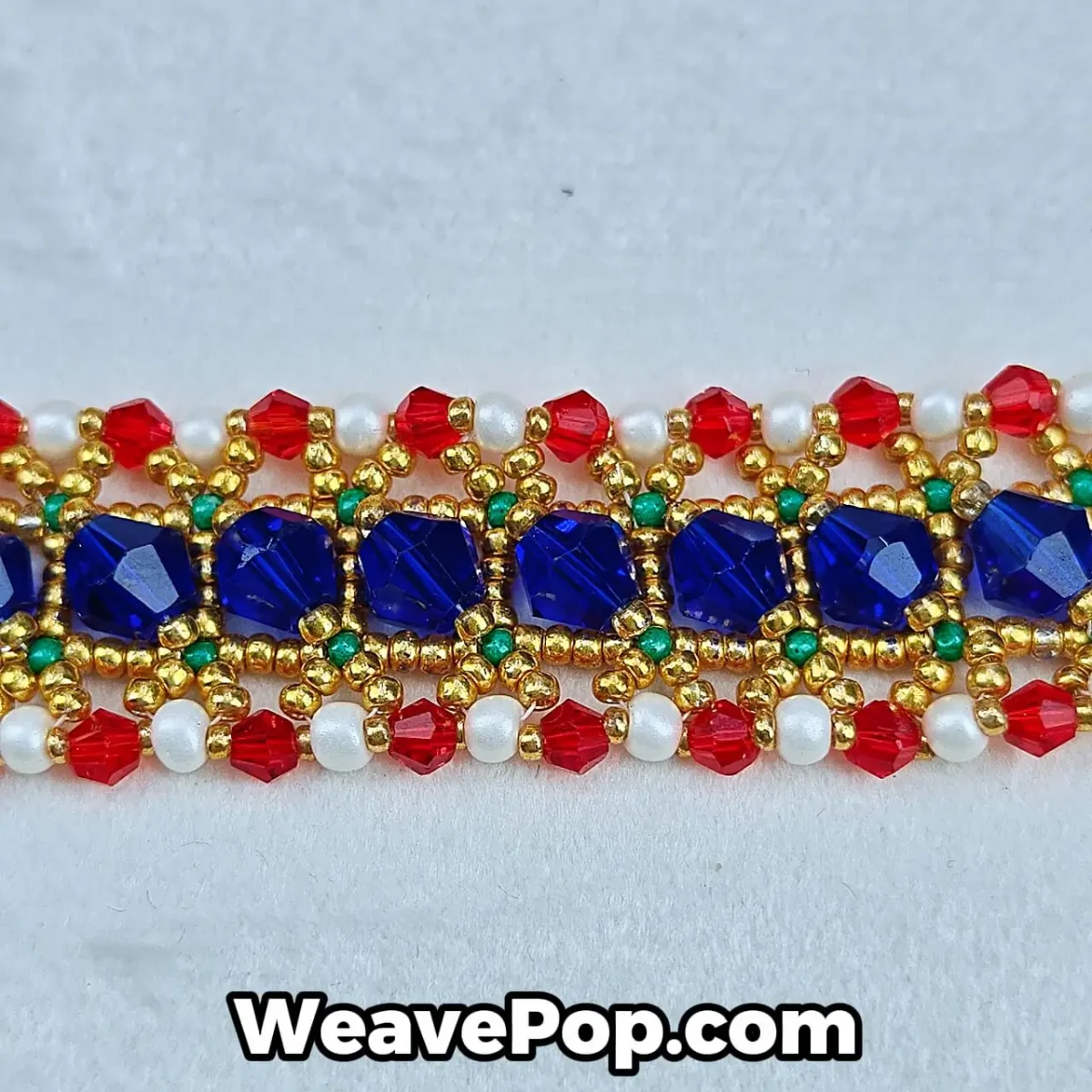 close-up royal sapphire bead bracelet – MIYUKI seed bead and diamond bead kit B011